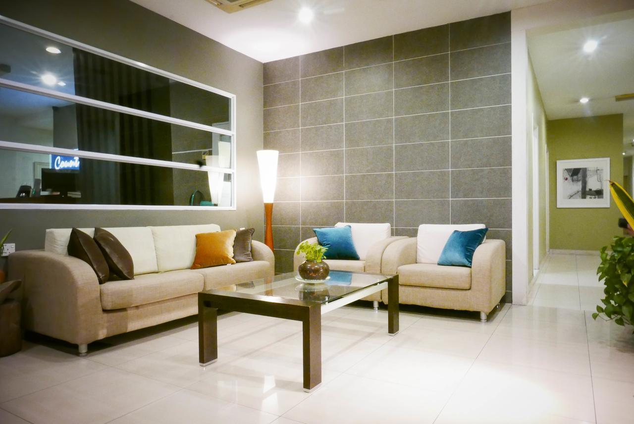 Country Inn Kulai Exterior foto